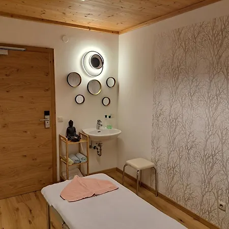 Birgit - Inklusive Eintritt Alpentherme Apartmán *