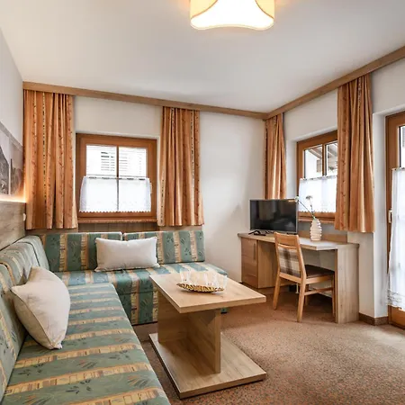 Birgit - Inklusive Eintritt Alpentherme